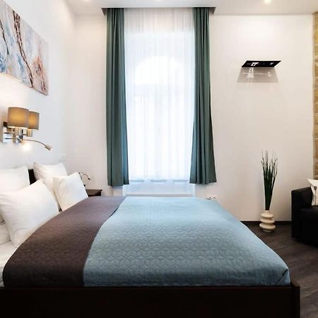 Comfy New Apartment At Castle Budapest Luaran gambar